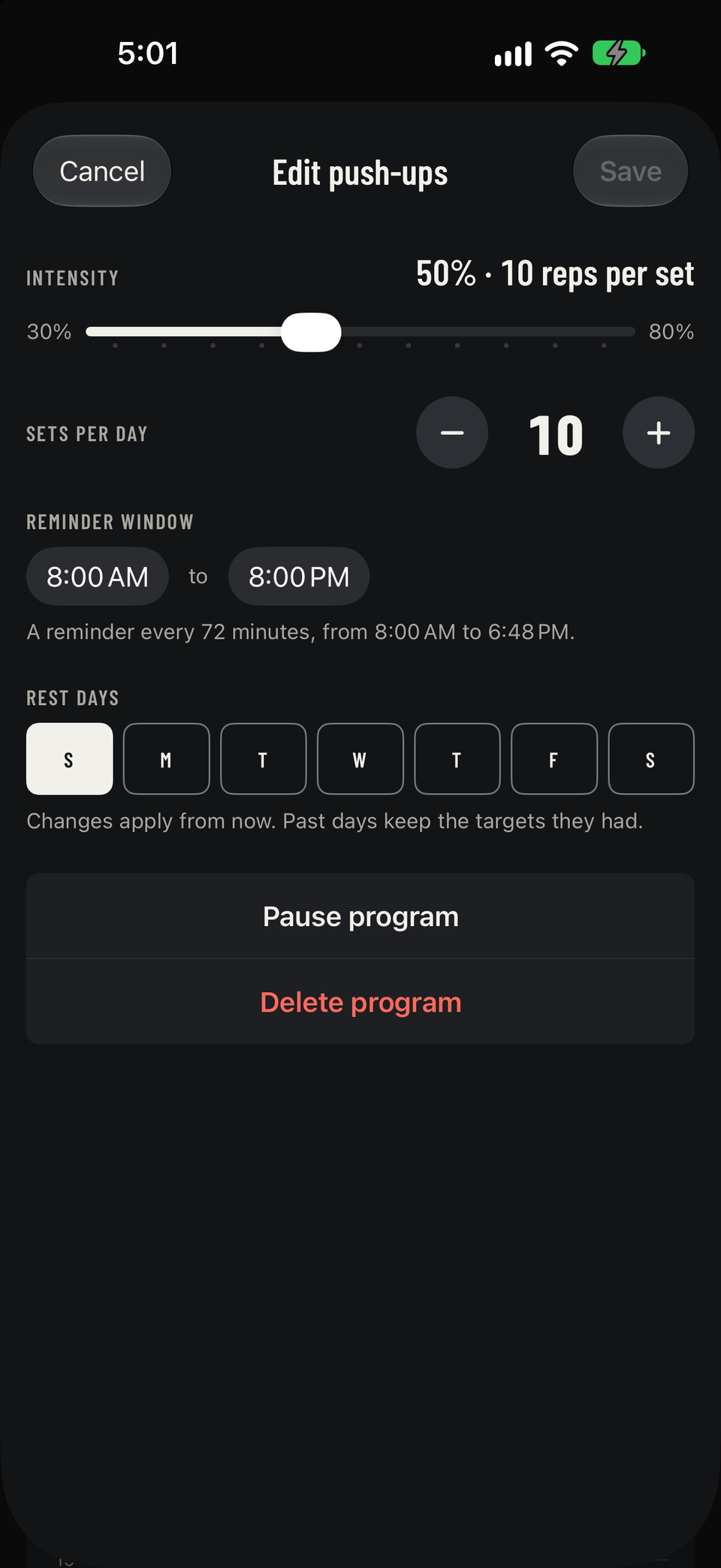 Editing the push-ups plan: intensity at 50%, 10 sets per day, reminders from 8:00 AM to 8:00 PM, and Sunday as a rest day.